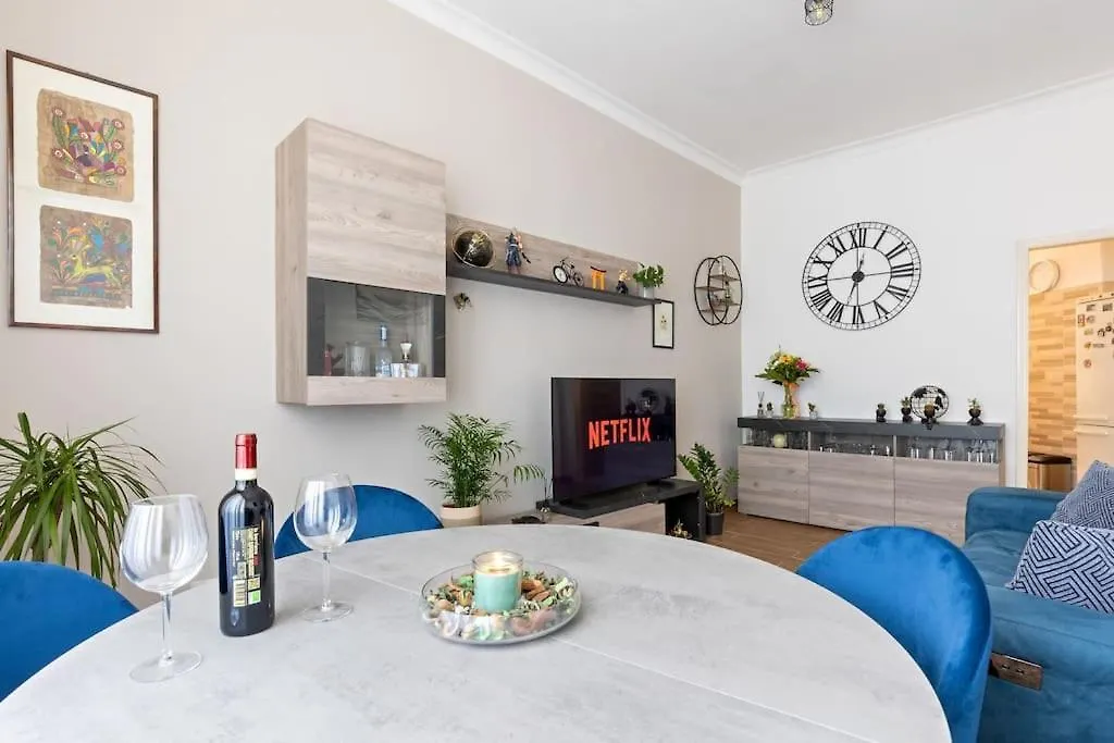 Apartment Appartamento Piramide Rome Italy