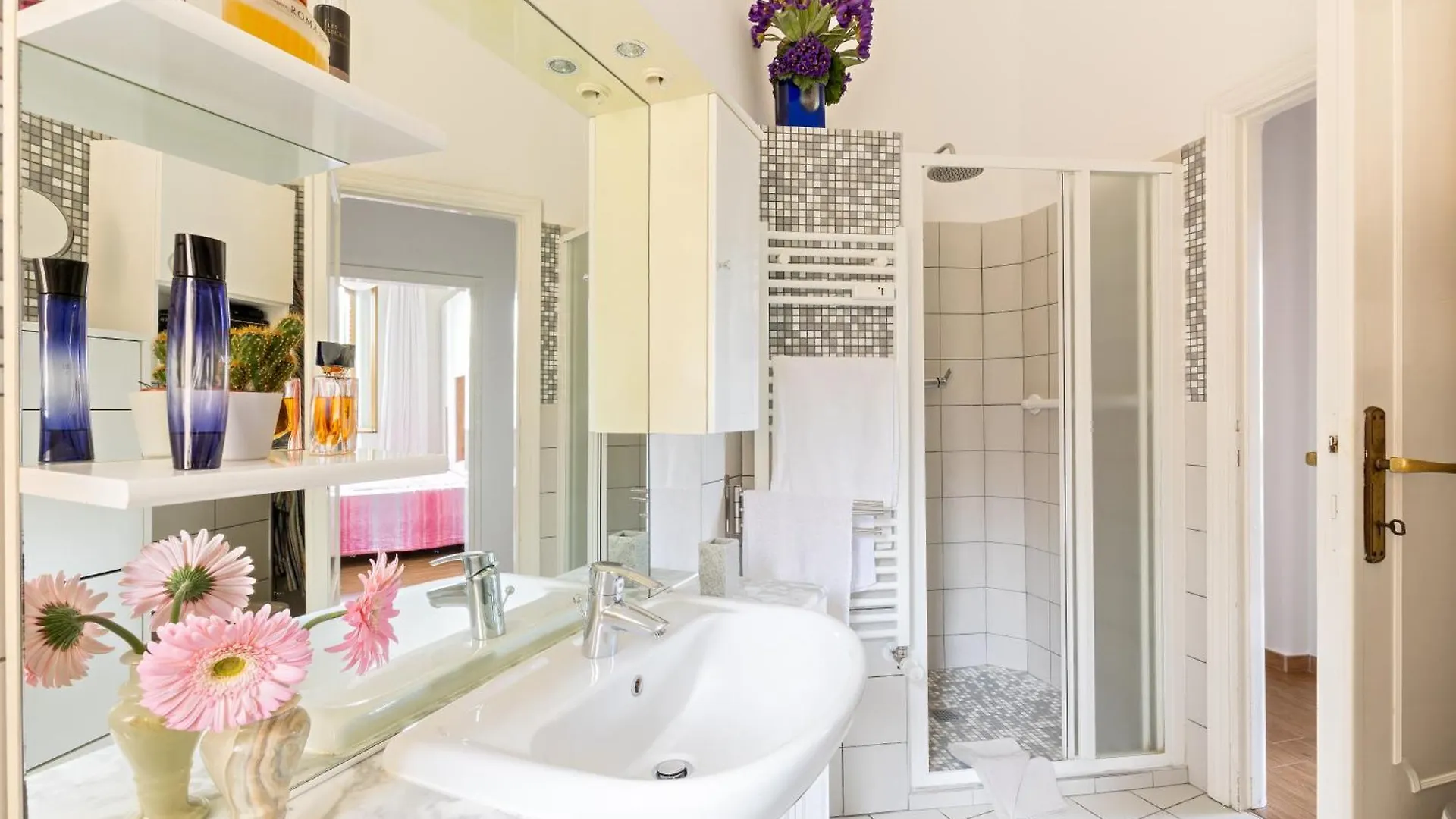 Apartment Appartamento Piramide Rome